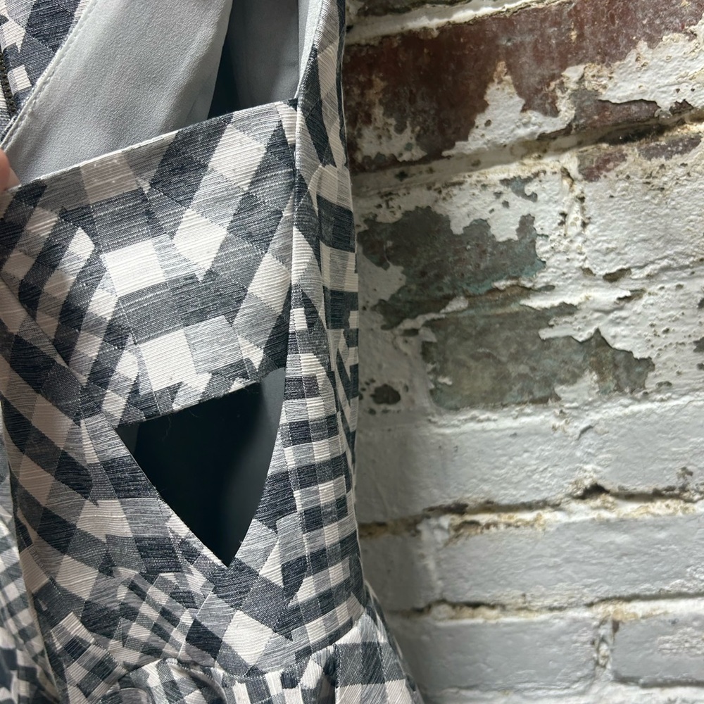 Prose & Poetry Gray and White Checkered Sleeveless Mini Length Dress. Size Small - Picture 8 of 10